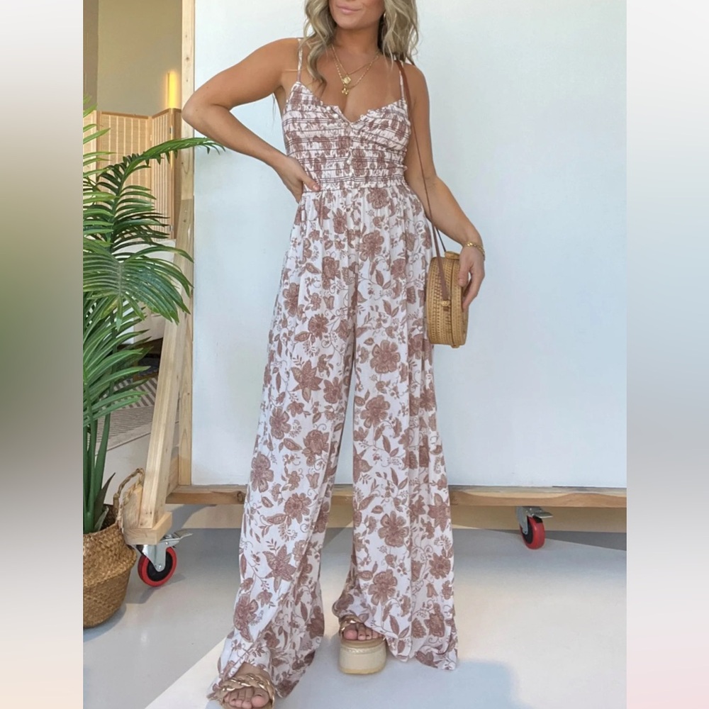 Floral Suspender Wide Leg Jumpsuit in white coffee size M